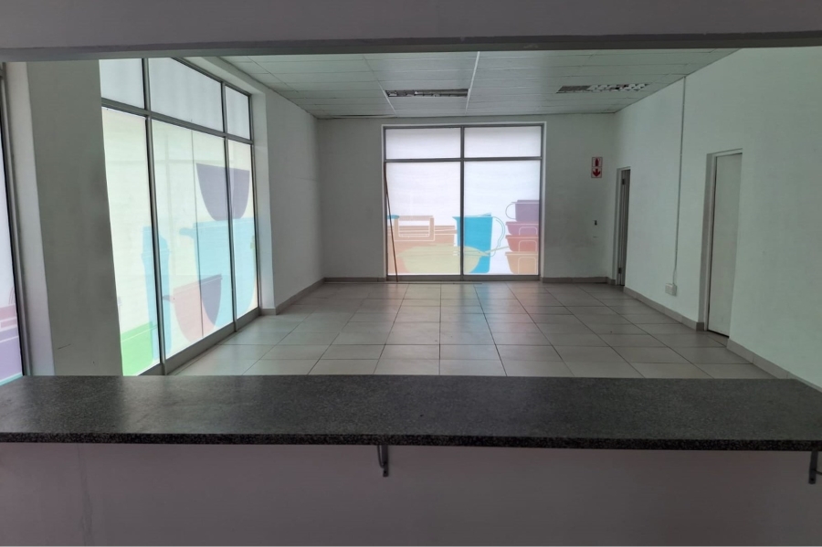 To Let commercial Property for Rent in Korsten Eastern Cape